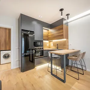 Appartement Pin, Tirana