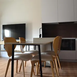 Sui's Apartment