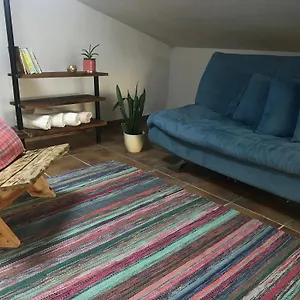 Appartement Cozy Big With Balcony, Tirana