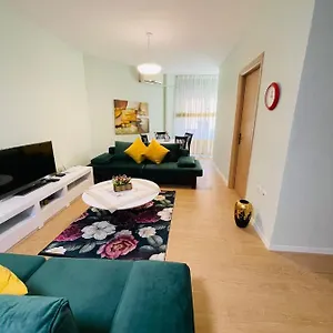 New In Center Of Apartment